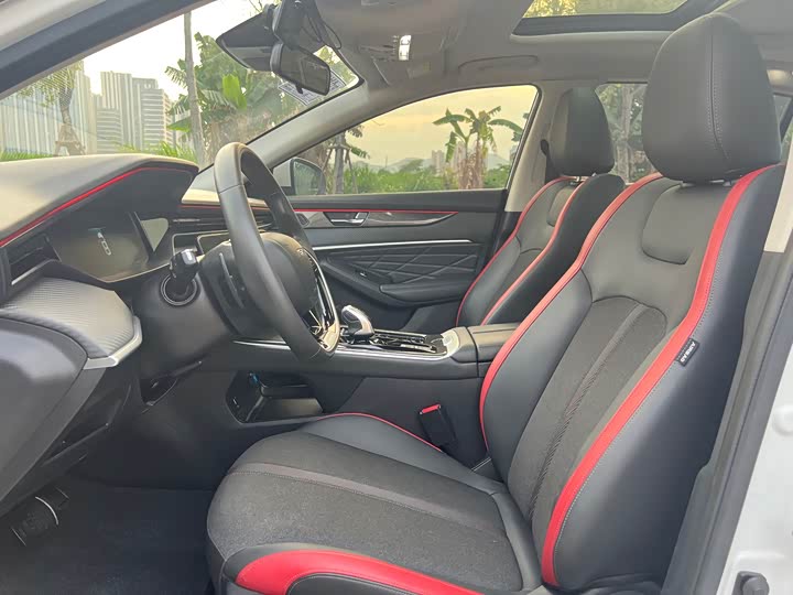 Dongfeng Aeolus Yixuan Max 2022 2022款 1.5T 超帅潮爸版