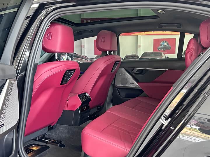 BMW 5 Series 2026 2026款 530Li 领先型 M运动套装