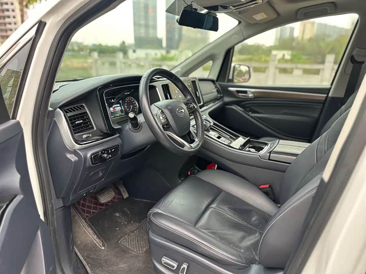 Фото 9 - GAC Trumpchi M8