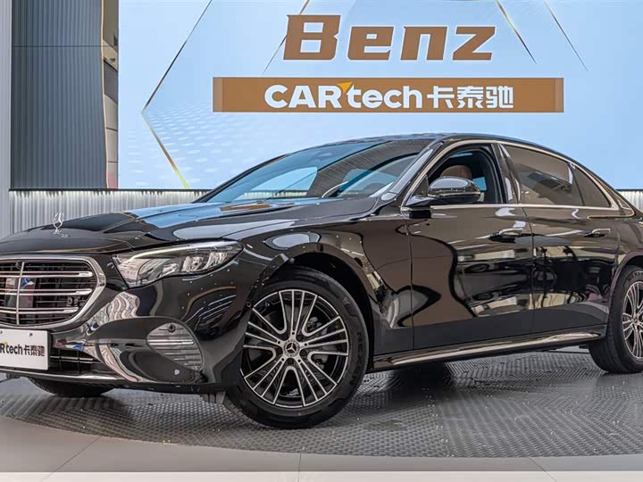 صورة 1 - Mercedes-Benz E-Class