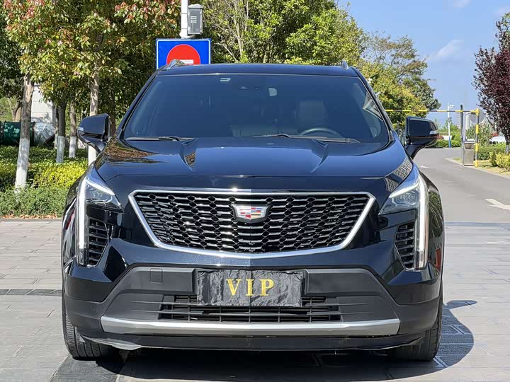 Фото 3 - Cadillac XT4