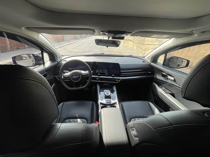 Kia Sportage 2023 2023款 2.0T 两驱旗舰版