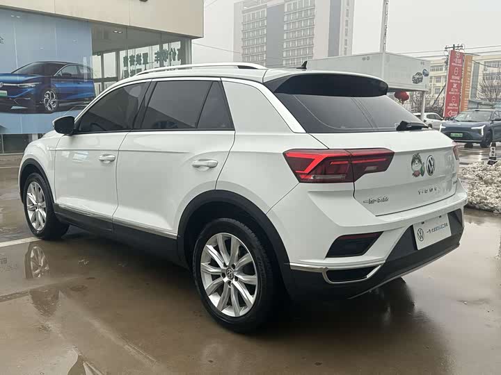 صورة 4 - Volkswagen T-Roc