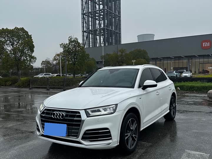 Audi Q5L 2020 2020款 40 TFSI 荣享时尚型