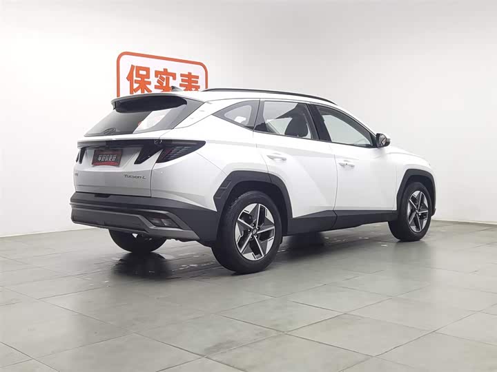 2025 Hyundai Tucson L
