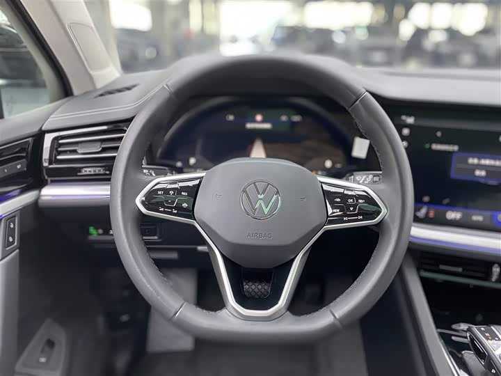 Volkswagen Touareg 2022 2022款 3.0TSI 锐享版 曜黑运动套装