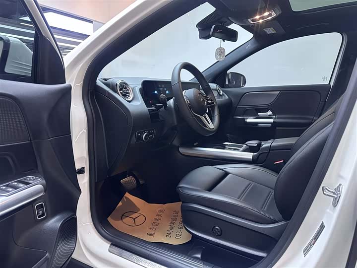Фото 3 - Mercedes-Benz GLA-Class