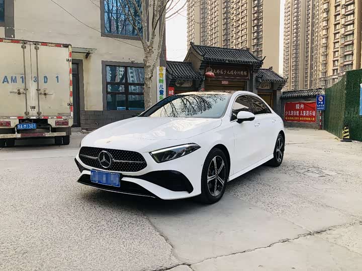 Фото 1 - Mercedes-Benz A-Class