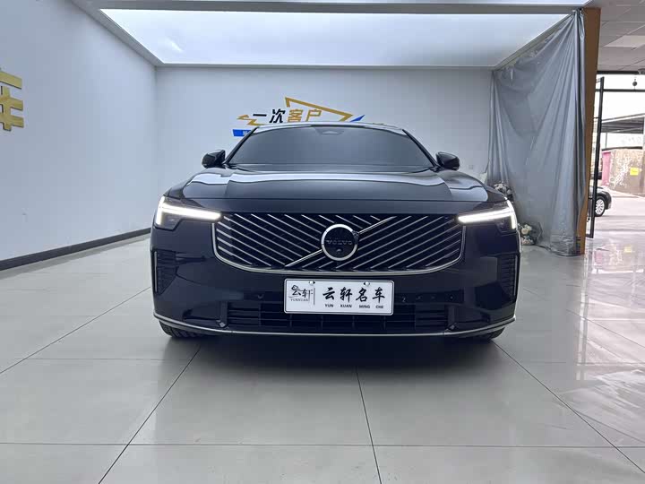 Volvo S90 2026 2026款 B5 智远豪华版