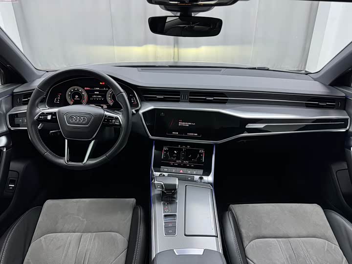 Photo 6 - Audi A6L