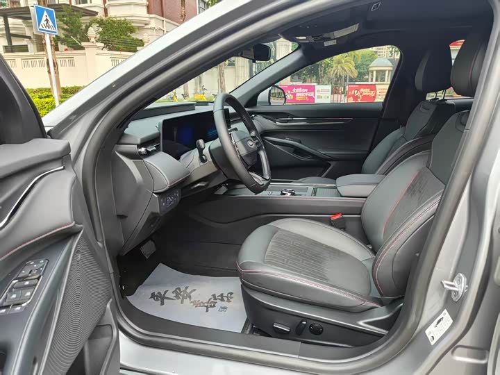 Ford Mondeo 2025 2025款 1.5T EcoBoost E 混动 舒雅型