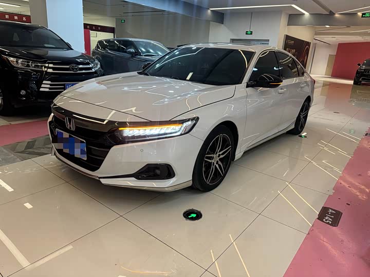 Photo 1 - Honda Accord