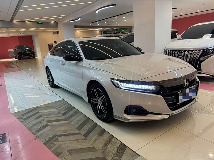 Photo 3 - Honda Accord