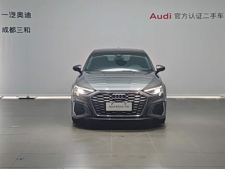 Photo 2 - Audi A3