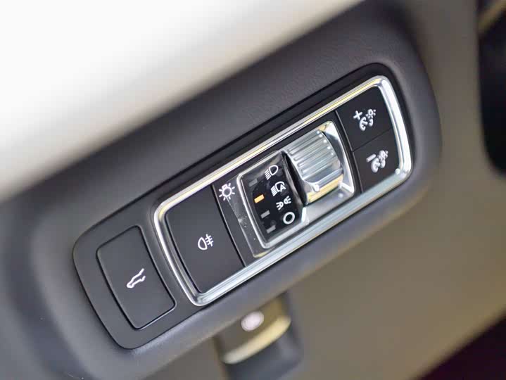 Lincoln Nautilus 2023 2023款 2.0T 四驱尊逸版