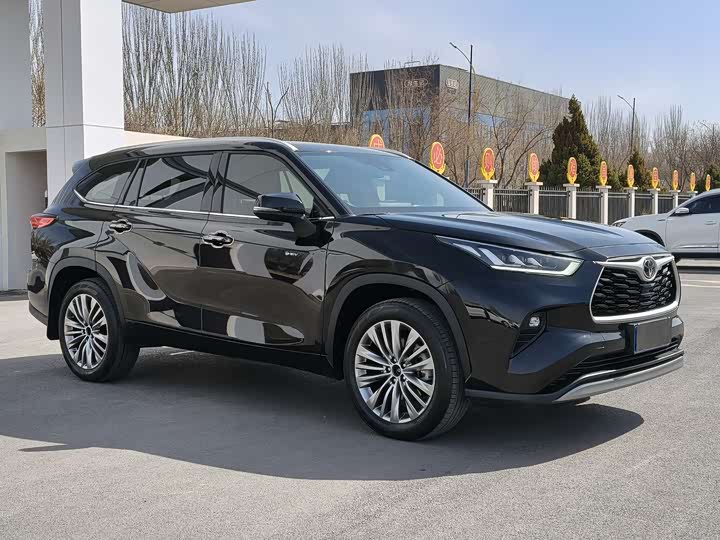 Toyota Highlander 2024 2024款 2.5L智能电混双擎两驱豪华版 7座