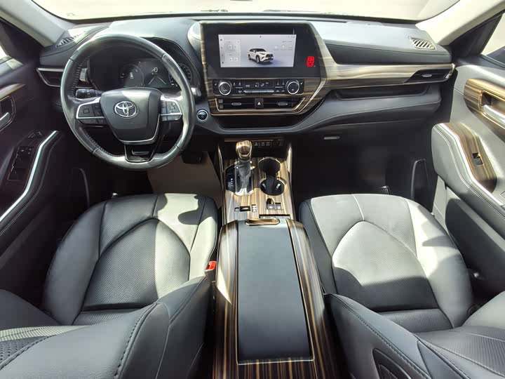 Toyota Highlander 2024 2024款 2.5L智能电混双擎两驱豪华版 7座