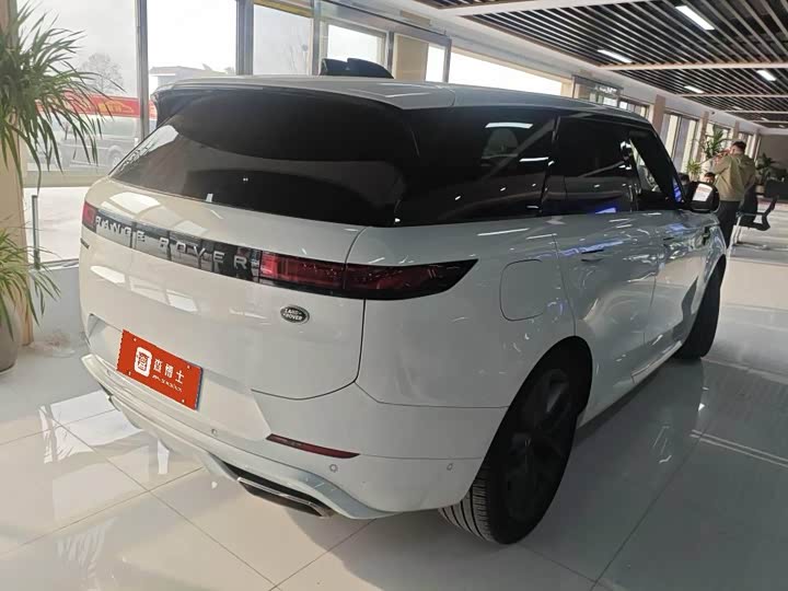 Land Rover Range Rover Sport 2025 2025款 400PS Dynamic SE