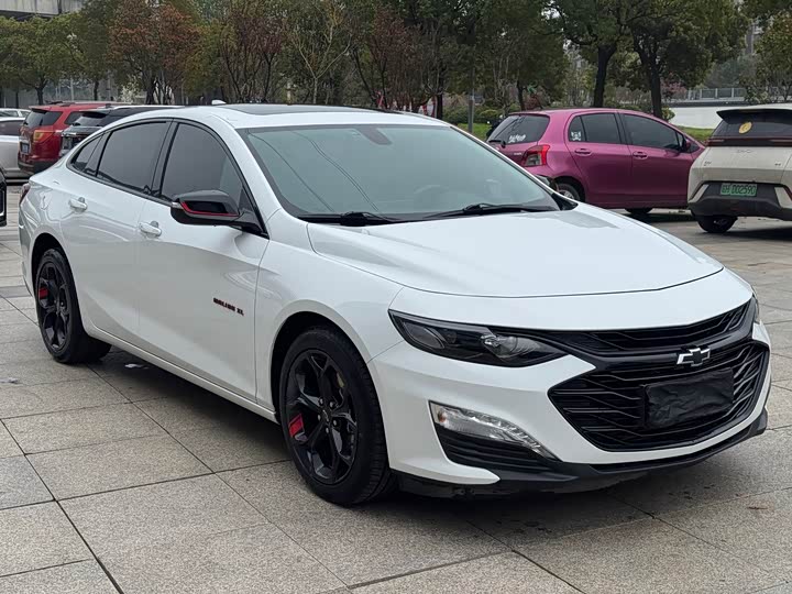 Zdjęcie 3 - Chevrolet Malibu XL