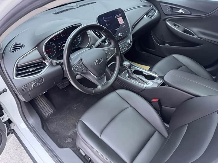 Zdjęcie 4 - Chevrolet Malibu XL