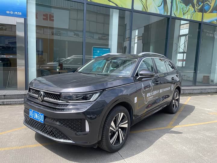 Volkswagen Tavendor 2025 2025款 380TSI 四驱R-Line巡游 众享款
