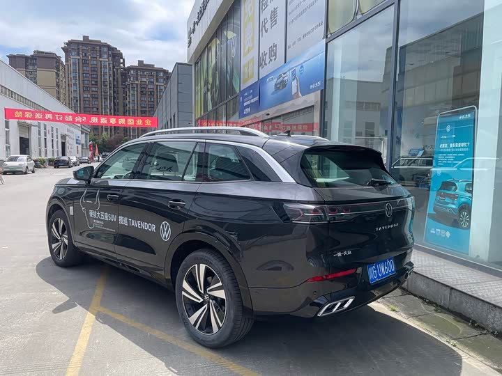 Volkswagen Tavendor 2025 2025款 380TSI 四驱R-Line巡游 众享款