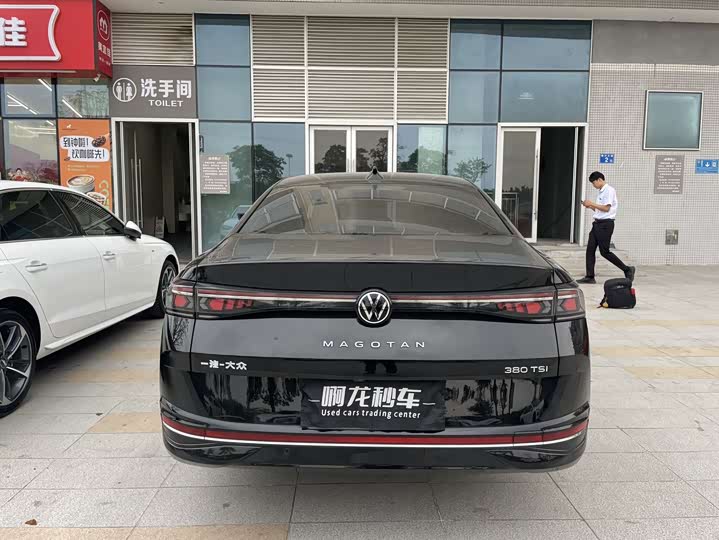 Фото 5 - Volkswagen Magotan