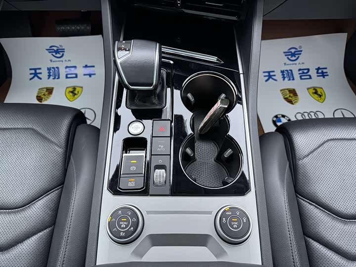 Volkswagen Touareg 2022 2022款 3.0TSI 锐享版 曜黑运动套装