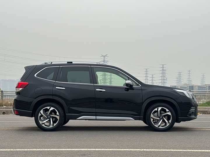 Фото 4 - Subaru Forester
