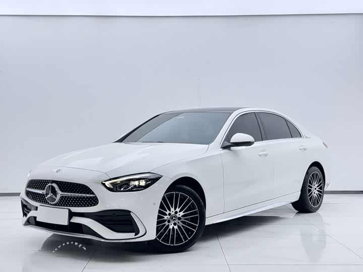 صورة 1 - Mercedes-Benz C-Class