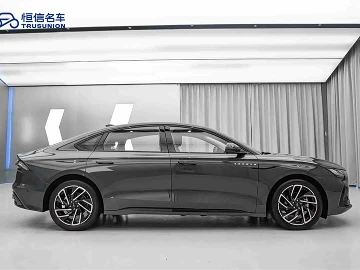Lincoln Z (Zephyr) 2022 2022款 i酷 尊逸版