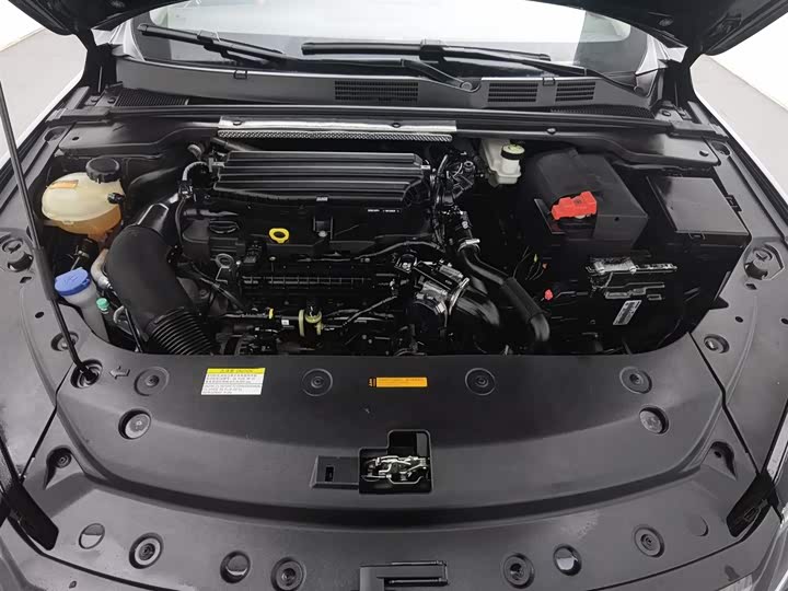 Dongfeng Aeolus Yixuan Max 2023 2023款 1.5T 超炫潮爸版