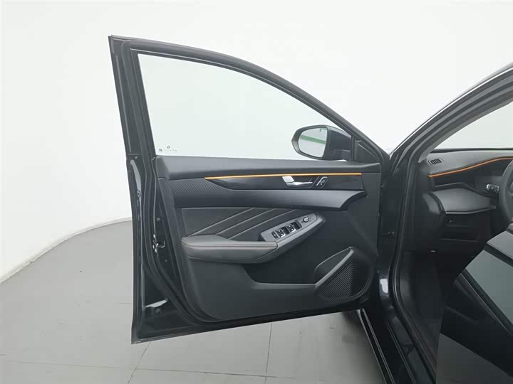 Dongfeng Aeolus Yixuan Max 2023 2023款 1.5T 超炫潮爸版