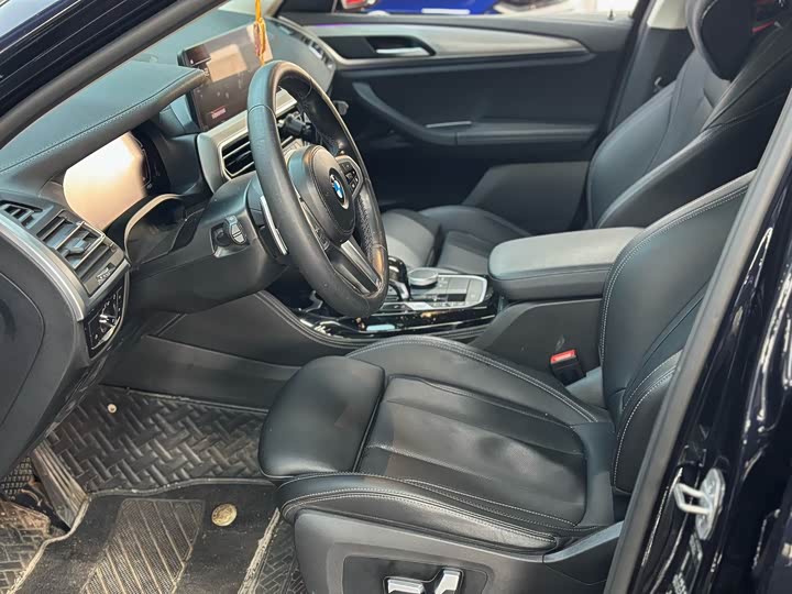 BMW X4 2022 2022款 xDrive 25i M运动套装