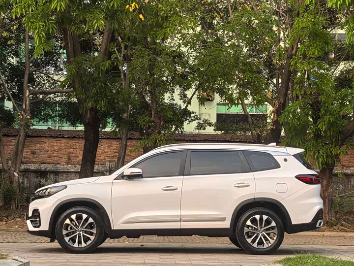 Chery Tiggo 8 2024 2024款 荣耀版 230TCI 自动卓越版 7座