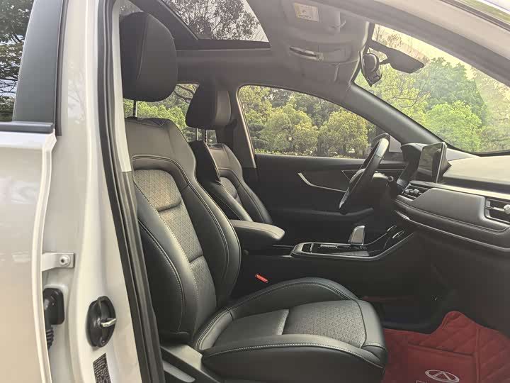 Chery Tiggo 8 2024 2024款 荣耀版 230TCI 自动卓越版 7座