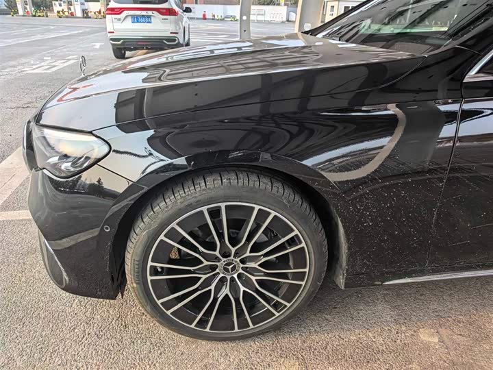 Mercedes-Benz E-Class 2026 2026款 E 300 L 豪华型