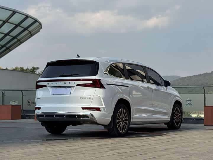 Hyundai Custo 2024 2024款 270TGDi LUX 尊贵版