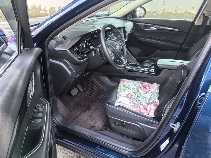 Photo 5 - Buick Envision Plus