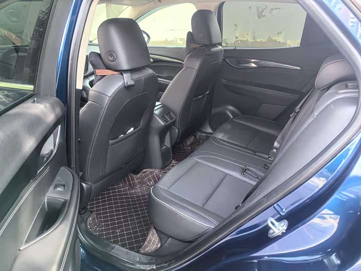 Photo 7 - Buick Envision Plus
