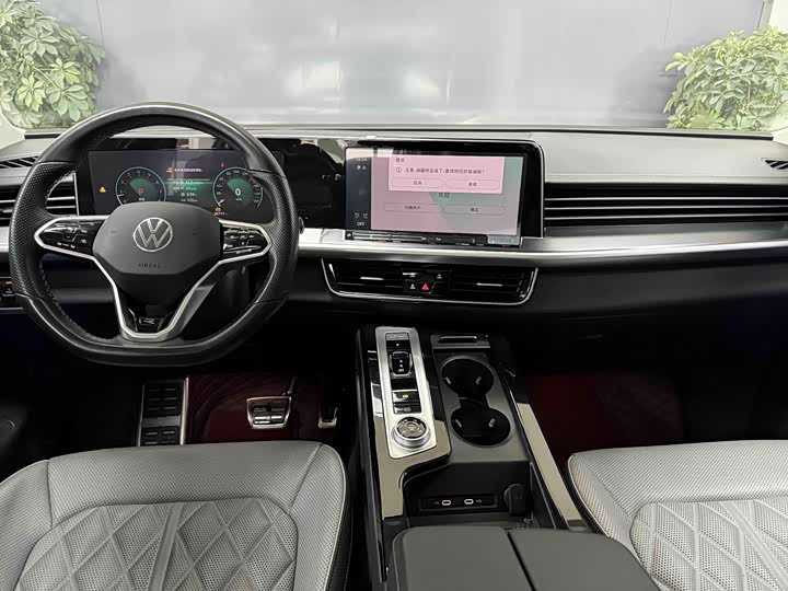 Volkswagen Tavendor 2024 2024款 380TSI 四驱R-Line巡游版