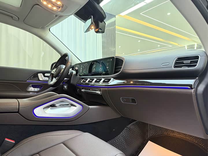 Photo 7 - Mercedes-Benz GLS-Class