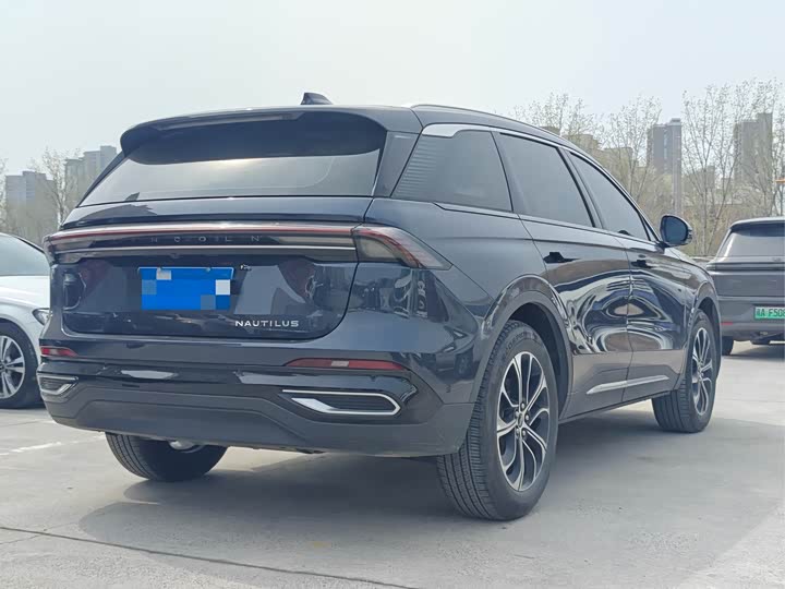 Lincoln Nautilus 2023 2023款 2.0T 四驱尊逸版