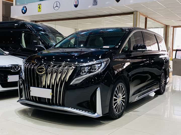 Фото 1 - GAC Trumpchi M8