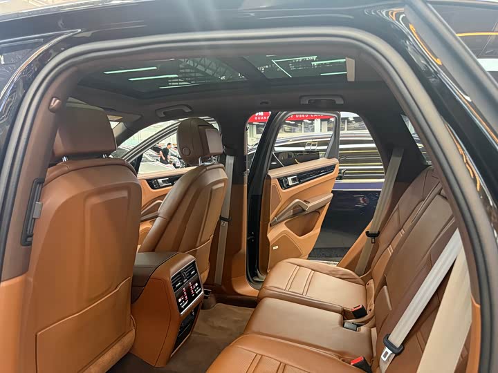 Zdjęcie 9 - Porsche Cayenne