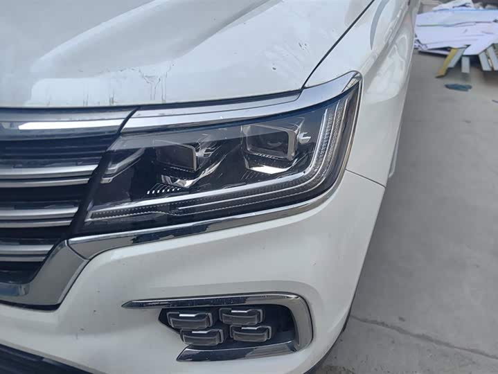 2019 Roewe RX8