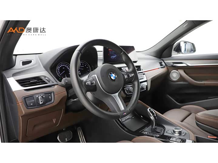 Фото 6 - BMW X2