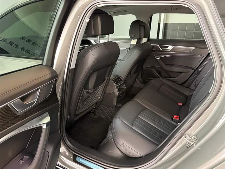 Audi A6 2022 2022款 allroad quattro 探索家 55 TFSI 尊享越野型