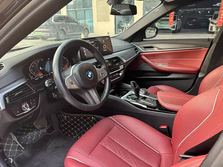 Zdjęcie 4 - BMW 5 Series