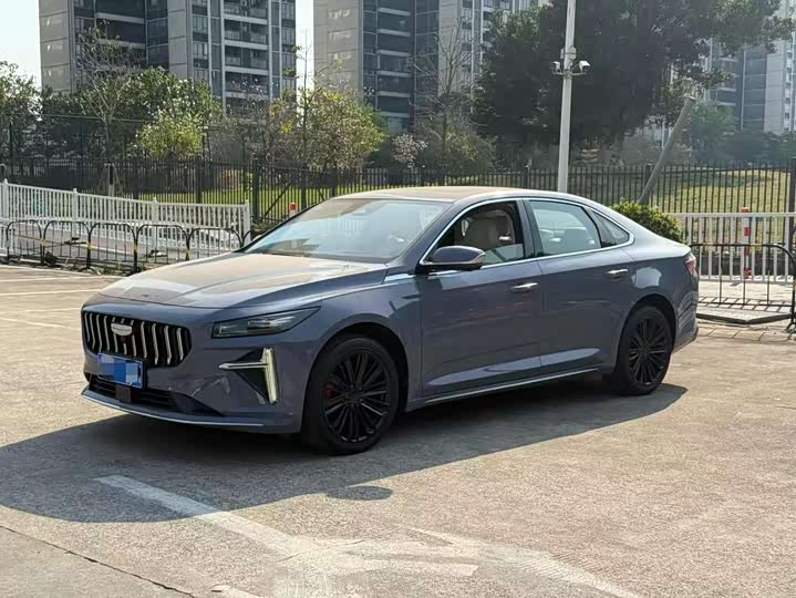 Geely Preface L 2024 2024款 油混 1.5TD 天宫版